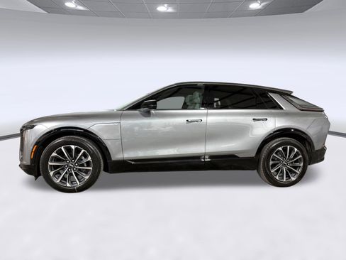 New 2026 Cadillac Lyriq Sport AWD/4WD image 2