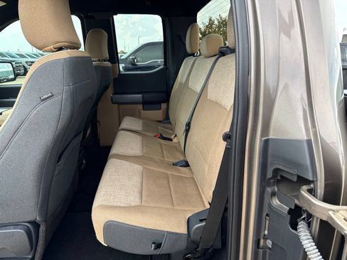 Used 2022 Ford F150 XLT w/ Trailer Tow Package RWD image 12