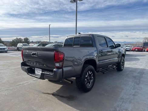 Used 2019 Toyota Tacoma SR image 8