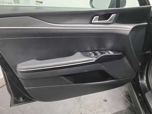 Used 2022 Kia K5 GT-Line image 13