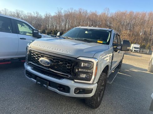 Used 2024 Ford F250 Lariat w/ Lariat Ultimate Package image 3