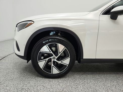 Certified 2024 Mercedes-Benz GLC 300 4MATIC image 21