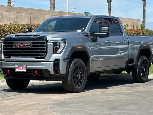 Certified 2025 GMC Sierra 2500 AT4 AWD/4WD image 8