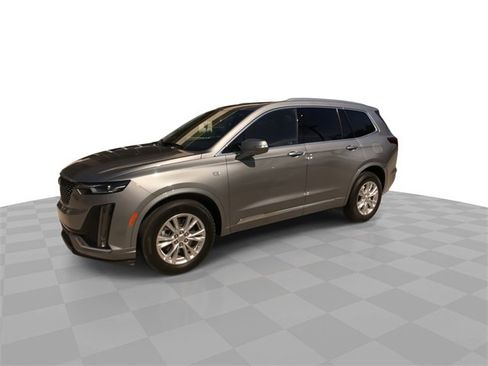 Certified 2023 Cadillac XT6 Luxury image 7