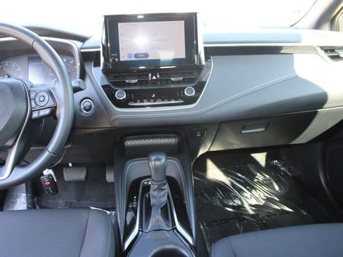 Used 2023 Toyota Corolla SE w/ SE Premium Package FWD image 12