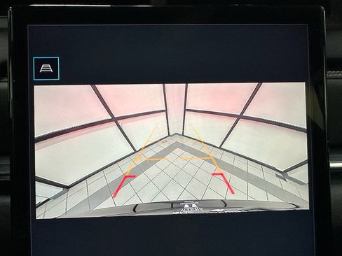 Certified 2025 GMC Terrain Elevation image 35