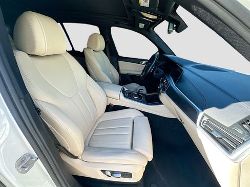 Used 2021 BMW X5 sDrive40i image 32