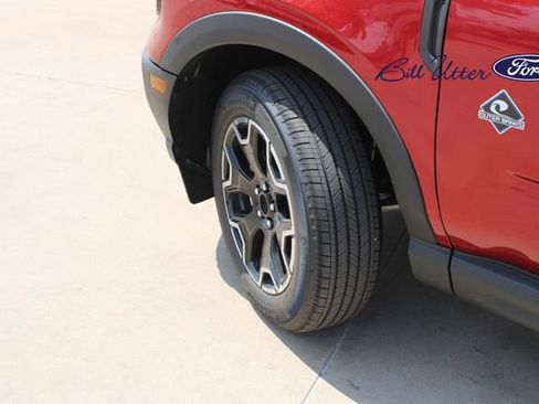 New 2026 Ford Bronco Sport Outer Banks w/ Outer Banks Tech Package+ AWD/4WD image 5
