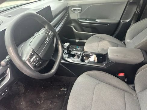 Used 2025 Kia K4 FWD image 11