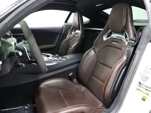 Used 2018 Mercedes-Benz AMG GT Coupe image 3