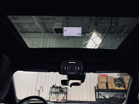 New 2026 Jeep Grand Cherokee Altitude image 20