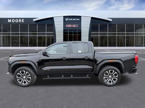 Used 2023 GMC Canyon AT4 w/ AT4 Premium Package AWD/4WD image 6