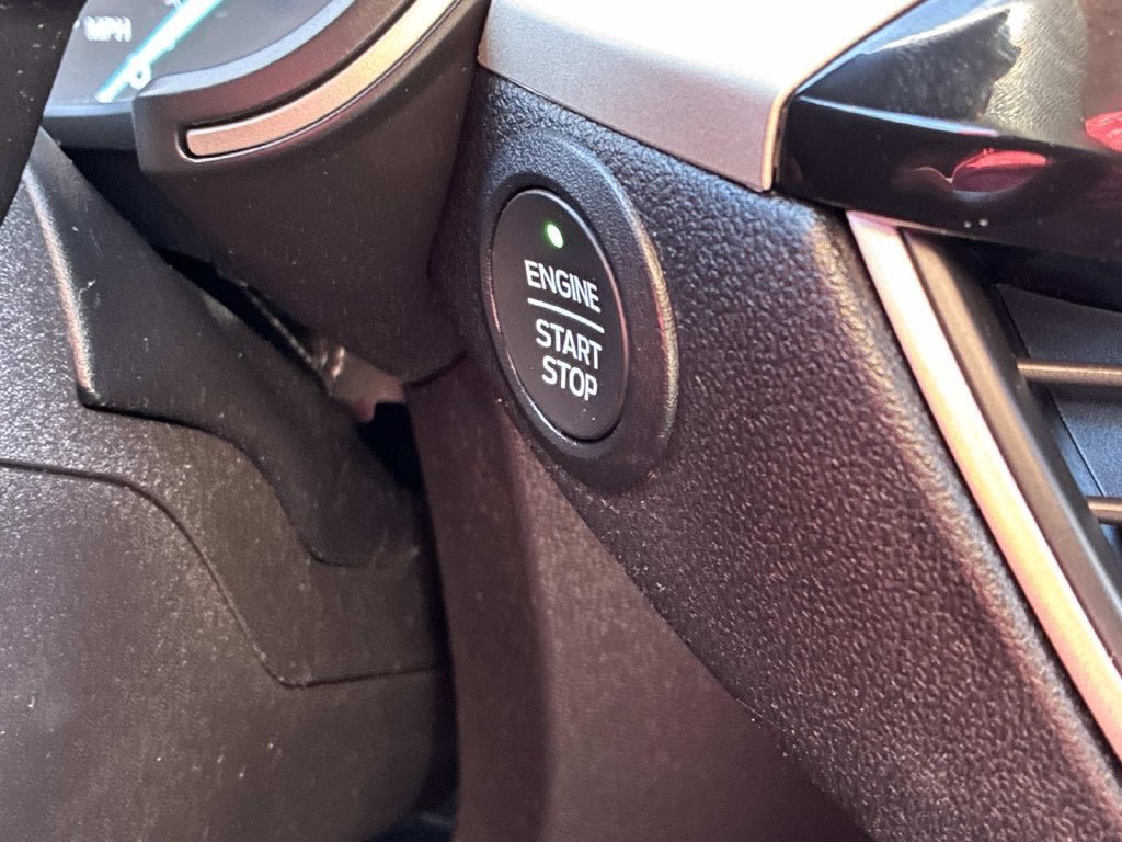 Certified 2021 Ford Escape SE w/ SE Sport Appearance Package AWD/4WD image 27