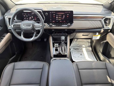 New 2026 GMC Canyon Denali AWD/4WD image 2