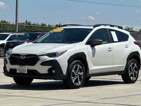 Used 2025 Subaru Crosstrek 2.0i Premium AWD/4WD image 7
