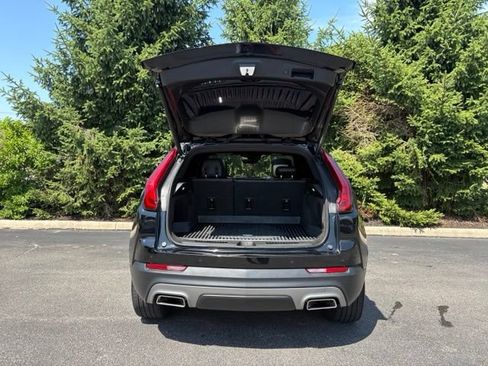 Certified 2023 Cadillac XT4 Premium Luxury w/ Enhanced Visibility Package AWD/4WD image 5