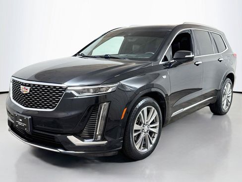 Used 2022 Cadillac XT6 Premium Luxury w/ Platinum Package FWD image 1