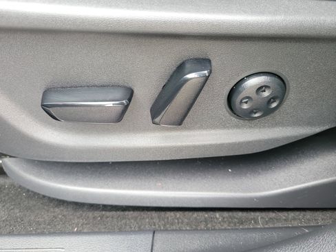 Used 2024 Nissan Ariya EVOLVE+ image 20