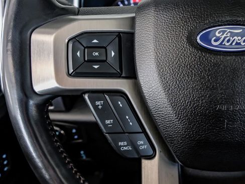 Used 2020 Ford F250 Platinum w/ FX4 Off-Road Package image 17