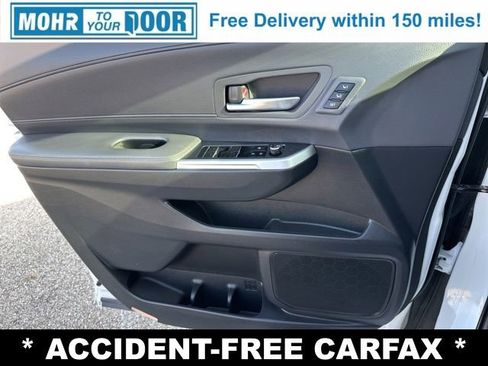 Used 2023 Toyota Sienna XSE image 25