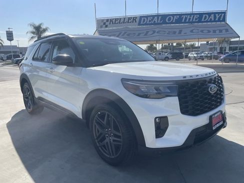 New 2025 Ford Explorer ST image 7