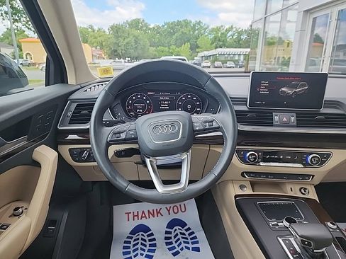 Used 2018 Audi Q5 2.0T Premium Plus w/ Premium Plus Package AWD/4WD image 18