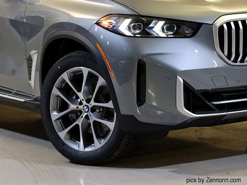 Used 2026 BMW X5 xDrive40i w/ Climate Comfort Package image 4