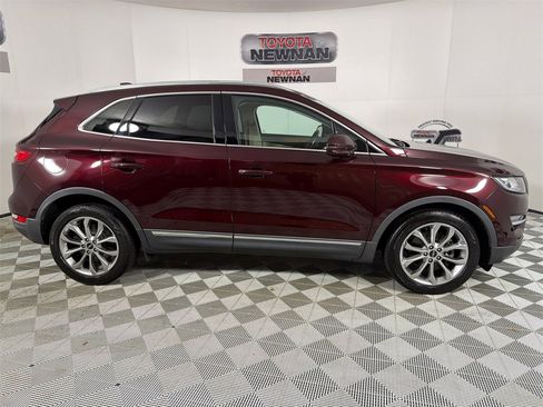 Used 2019 Lincoln MKC Select w/ Select Plus Package image 3