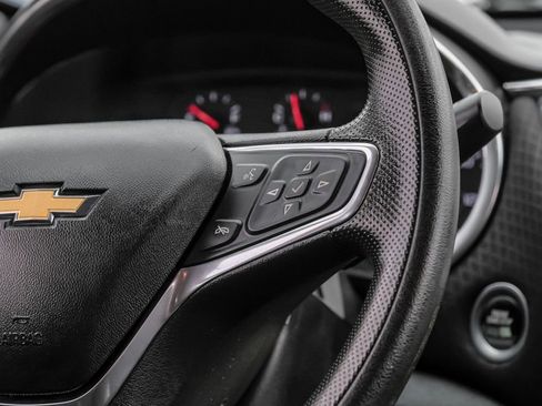 Used 2020 Chevrolet Malibu LT image 17