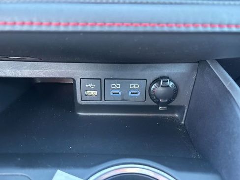 Used 2022 Toyota Highlander XSE image 36