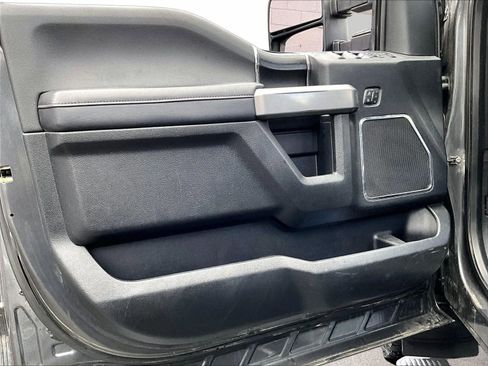 Used 2019 Ford F250 Platinum w/ Platinum Ultimate Package image 23