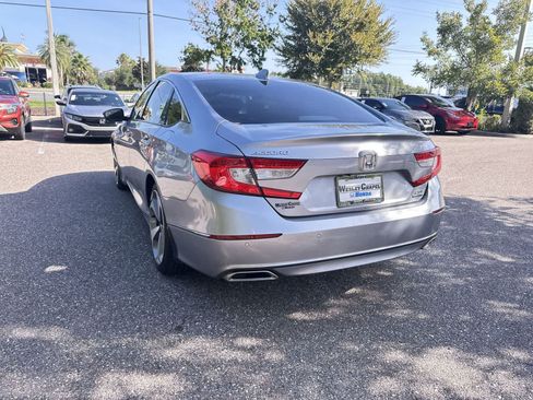 Used 2019 Honda Accord Touring image 4