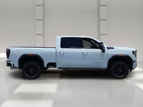 New 2026 GMC Sierra 2500 AT4 w/ AT4 Premium Plus Package AWD/4WD image 6