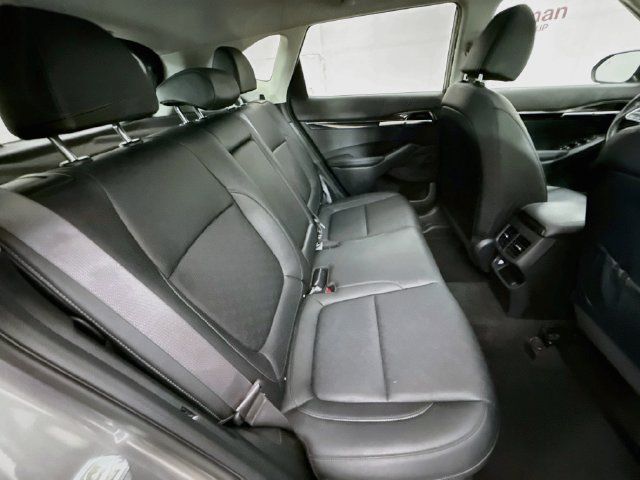 Used 2021 Kia Seltos SX w/ SX Sunroof Package AWD/4WD image 29