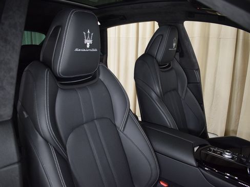 Certified 2023 Maserati Levante Modena AWD/4WD image 24