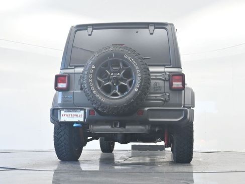Used 2023 Jeep Wrangler Unlimited w/ Cold Weather Group AWD/4WD image 30