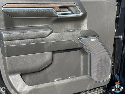 Certified 2024 Chevrolet Silverado 1500 LT Trail Boss w/ LT Trail Boss Premium Package AWD/4WD image 18