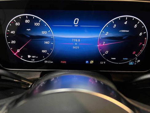 Certified 2025 Mercedes-Benz GLC 300 image 27