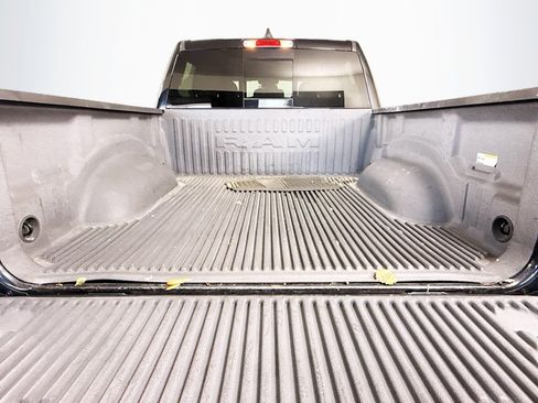 Used 2019 RAM 1500 Big Horn image 35