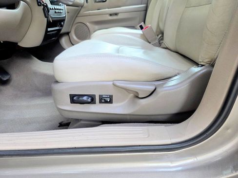 Used 2002 Ford Taurus SEL FWD image 9