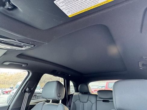 Used 2022 Audi SQ5 Premium Plus w/ Premium Plus Package AWD/4WD image 20