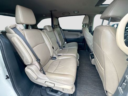 Used 2023 Honda Odyssey EX-L image 29