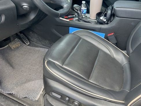 Used 2023 Chevrolet Traverse Premier w/ LPO, Floor Liner Package AWD/4WD image 6