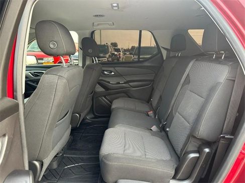 Certified 2019 Chevrolet Traverse LT image 10