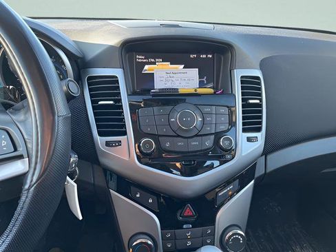 Used 2013 Chevrolet Cruze Eco image 10