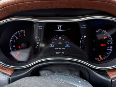 Used 2015 Jeep Grand Cherokee Summit image 8