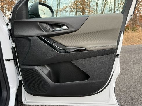 New 2026 Chevrolet Equinox LT image 29