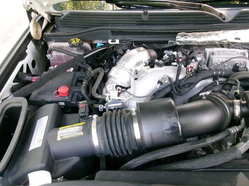 Used 2018 GMC Sierra 2500 SLT w/ Duramax Plus Package AWD/4WD image 54