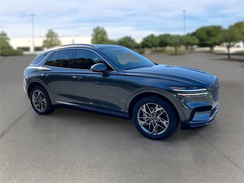 Used 2024 Genesis GV70 2.5T w/ Advanced Package image 1