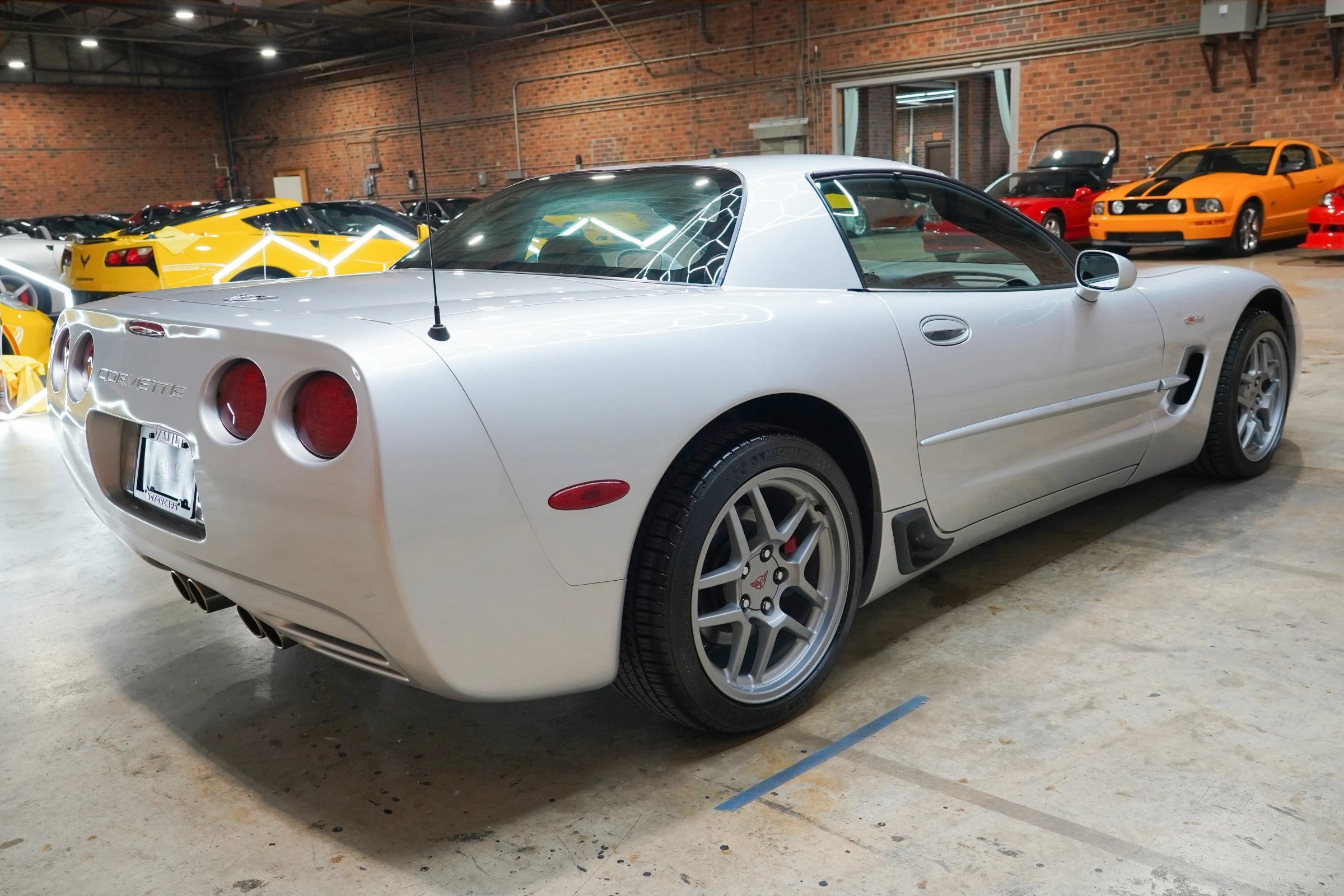 Used 2003 Chevrolet Corvette Z06 w/ Memory Package, 3 Drivers RWD image 13